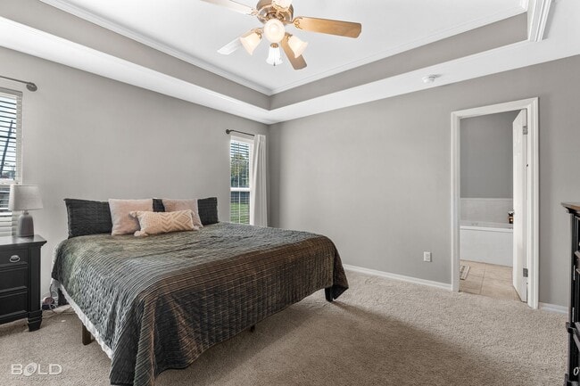 Building Photo - Check Out this 4 bed 2 bath