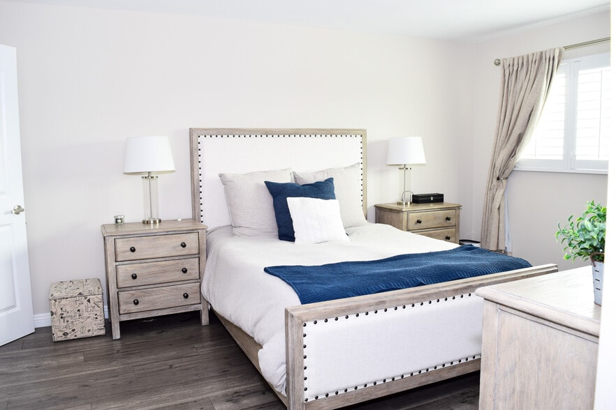 Master Bedroom - 16169 Sunset Blvd