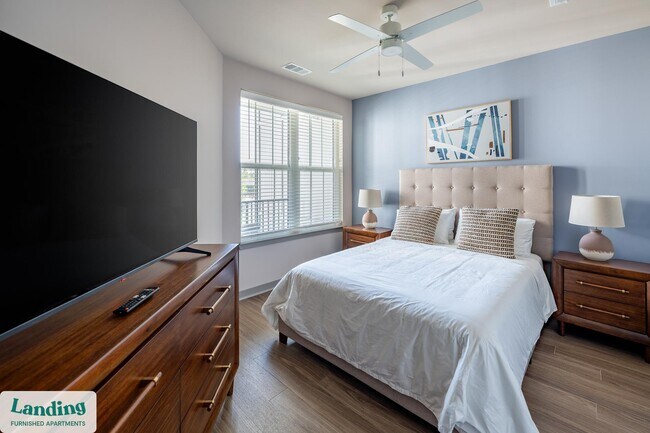 Building Photo - 1559 W 9 Mile Rd