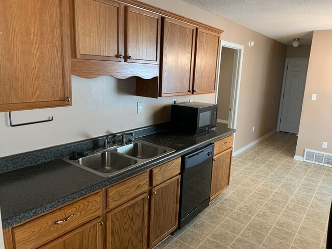 Building Photo - Awesome home near Shelby Farms for Rent! M...