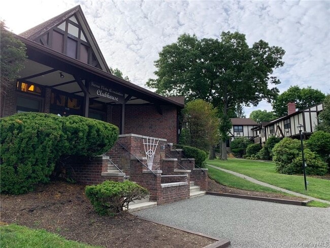 Building Photo - 565 Sierra Vista Ln