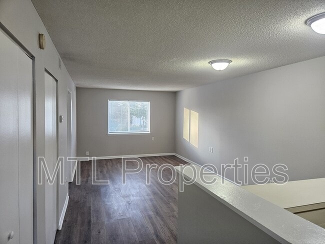 Building Photo - 1684 Eagles Pl