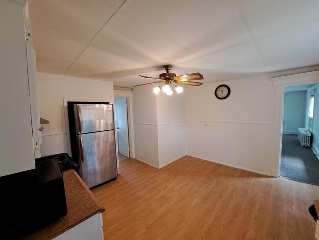 Building Photo - 59 Plainfield Ave