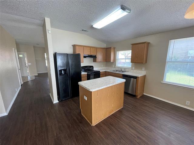 Building Photo - 1611 Columbia Dr