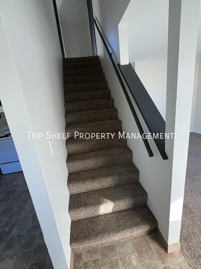 Building Photo - 108 McKinley Ave