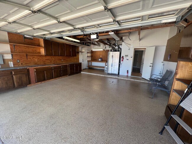 Building Photo - 208 Deerwalk Pl