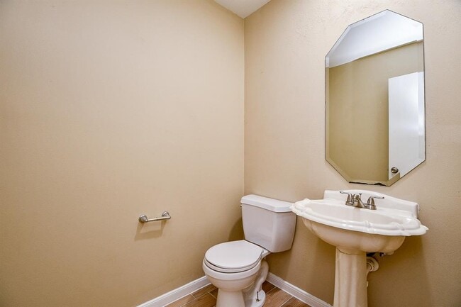 Building Photo - 20607 Rainport Cir