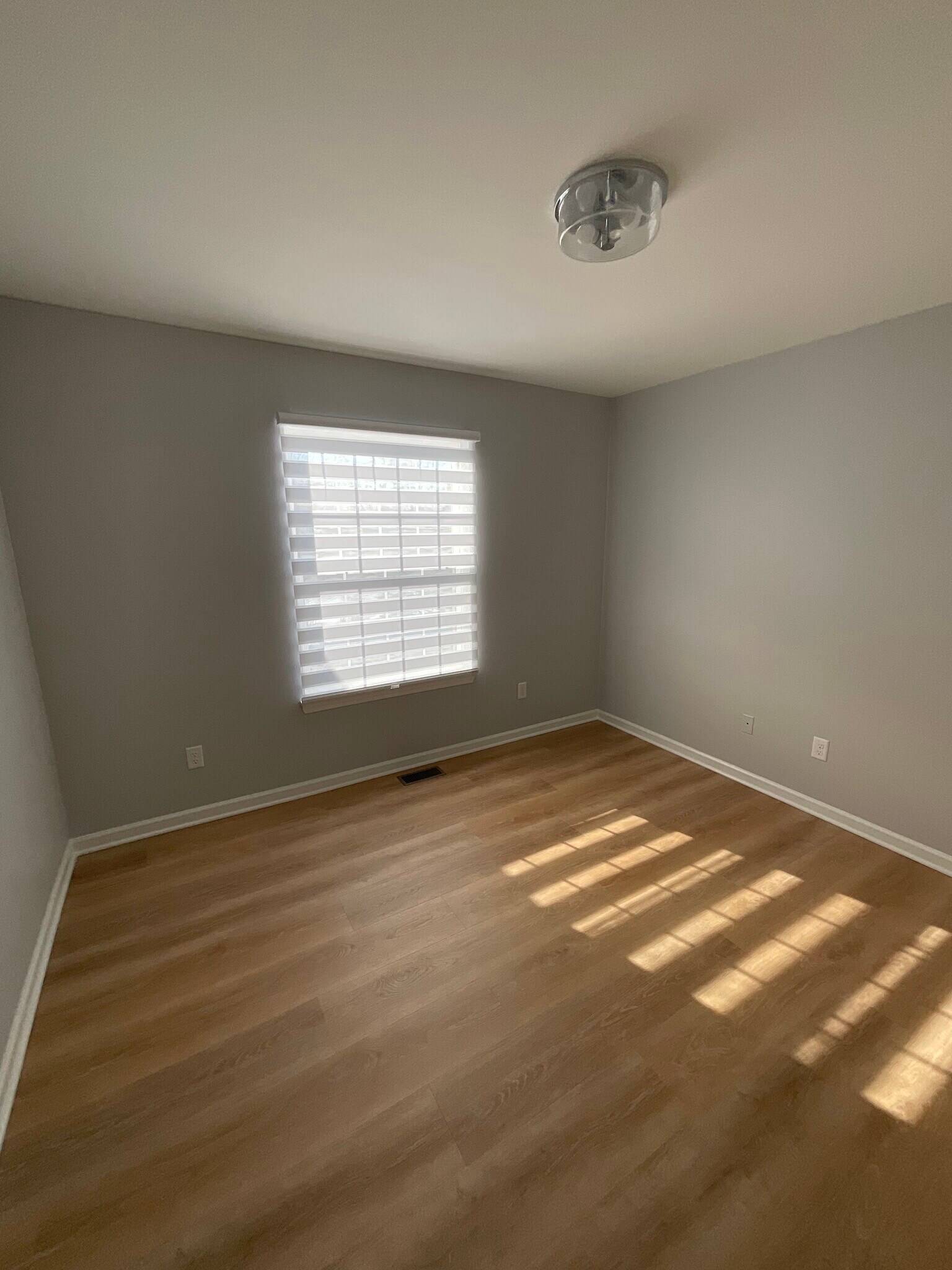 Building Photo - 29033 Whitby Dr