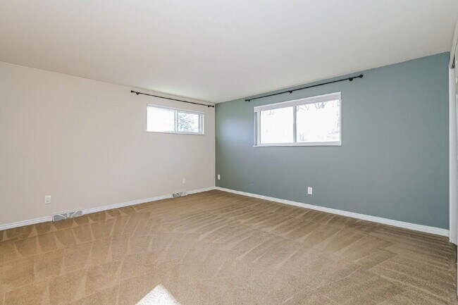 Building Photo - 6385 S Pontiac Ct