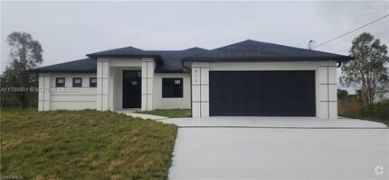 Building Photo - 1215 Bayou St E