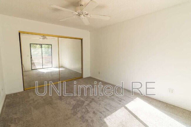 Building Photo - 2735 N Walnut Hills Dr