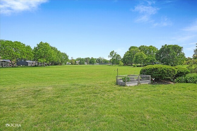 Building Photo - 1012 Bainbridge Dr