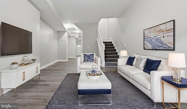 Building Photo - 917 N Gilmor St