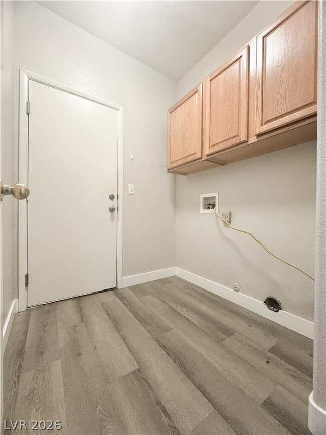 Building Photo - 30 Hatten Bay St