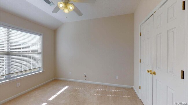 Building Photo - 631 Glenmede Ln