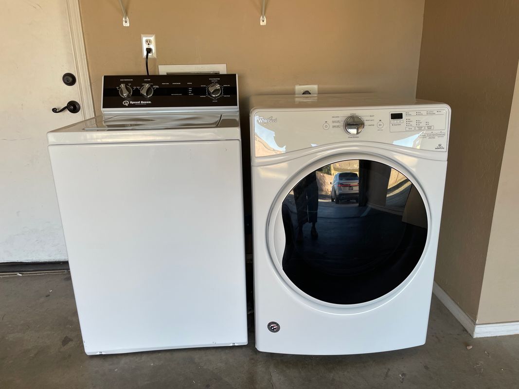 Building Photo - 106 S 110th St