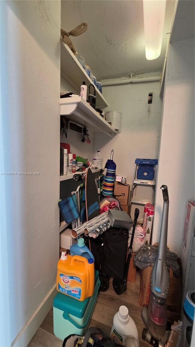 Building Photo - 5825 Collins Ave