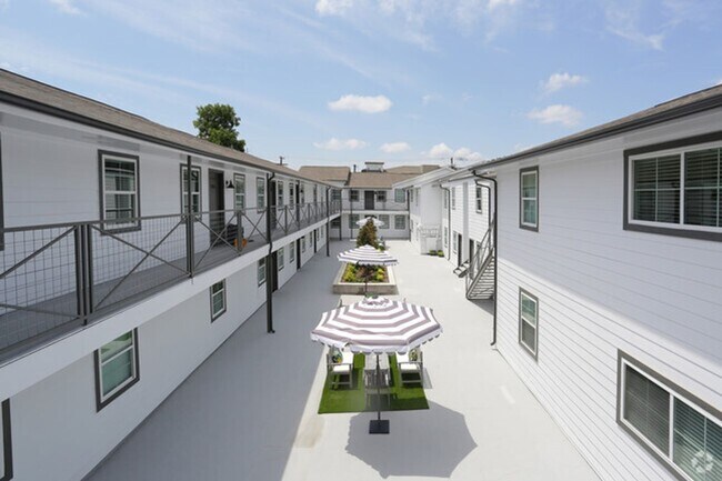 Building Photo - Boxtree #214