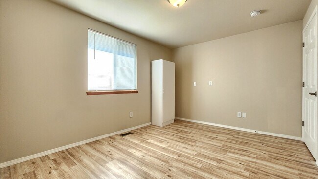 Building Photo - Marysville 3 Bedroom Home