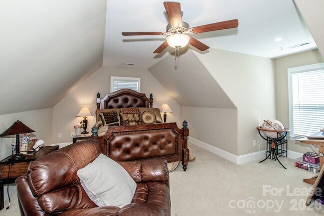 Building Photo - 111 River Birch Cir