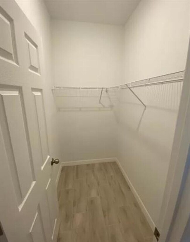 Building Photo - 266 SW 3rd St