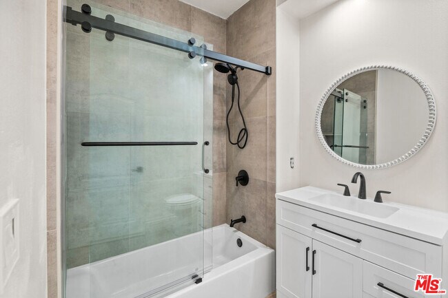 Building Photo - 1255 Federal Ave