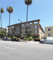 Building Photo - 330