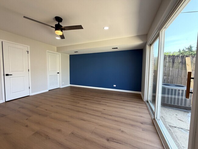 Building Photo - 1132 Brighton Pl