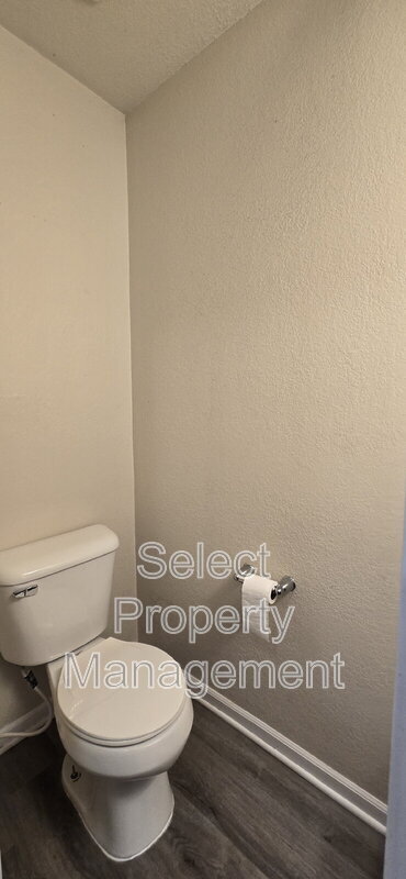 Building Photo - 5446 Evard Rd