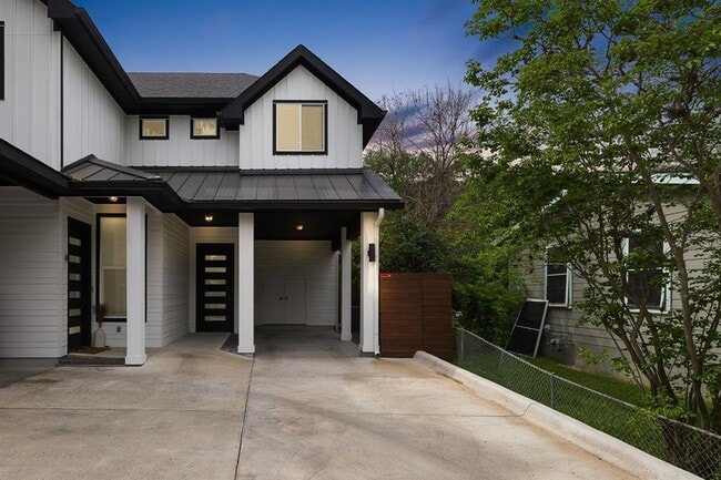 Building Photo - 4602 Mt Vernon Dr