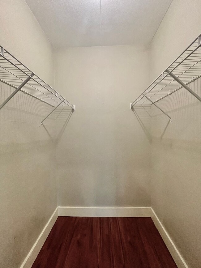 Building Photo - 333 W Hutchison St