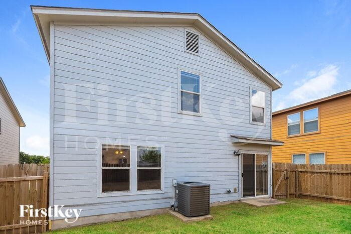 Building Photo - 7615 Fishers Pth