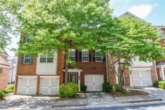 Building Photo - 2201 Landing Walk Dr