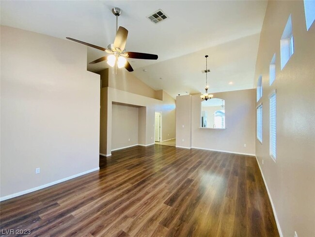 Building Photo - 9726 Coffee Ave