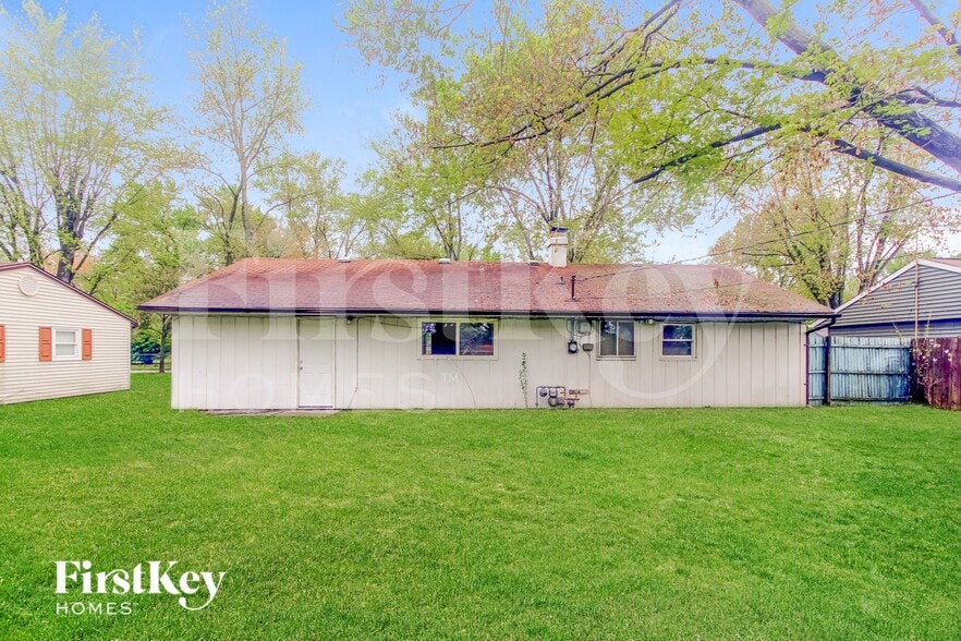 Building Photo - 1541 Younce St