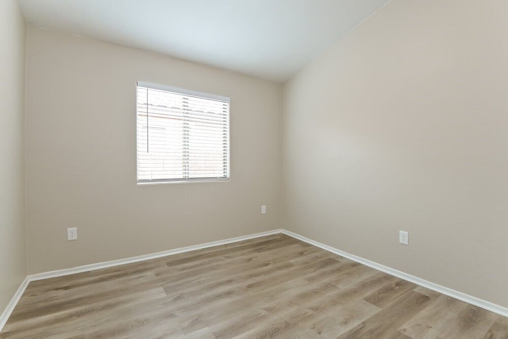 Building Photo - 8966 S Beechnut Ln