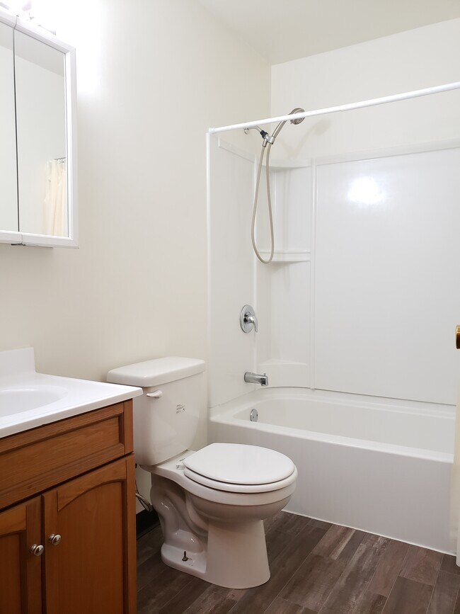 Rivers Edge Apartments 12101214 3rd Ave SW Jamestown ND 58401