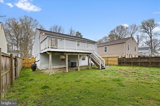 Building Photo - 3813 8th St