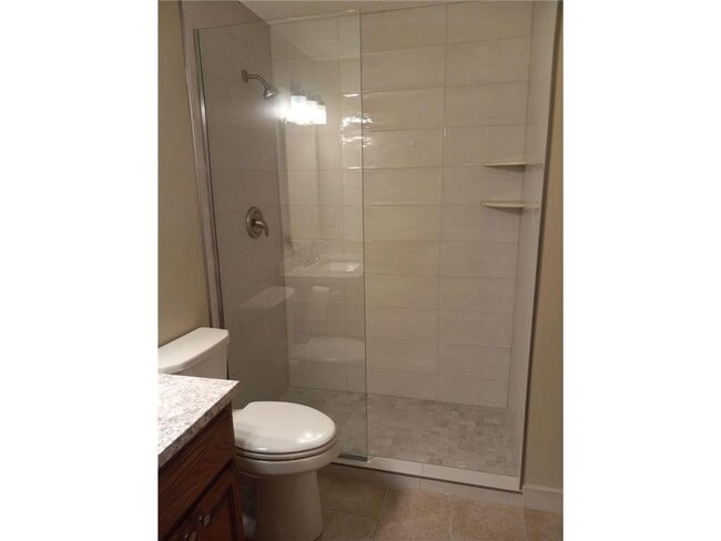 Building Photo - 8344 Parrish Ave NE