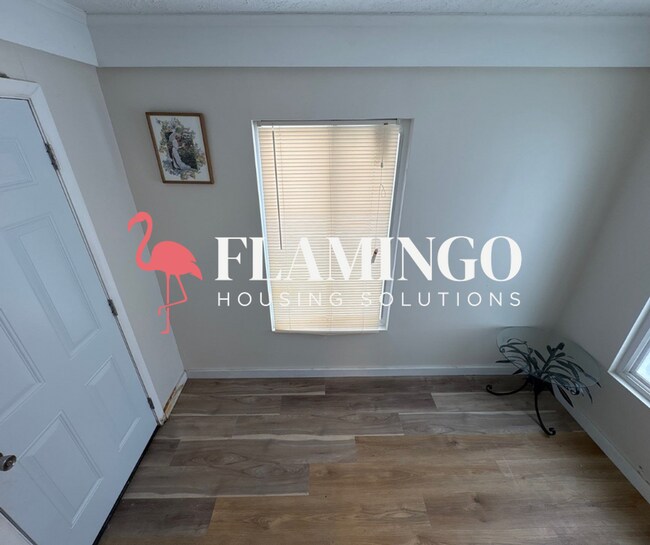 Building Photo - 2031 Suman Ave