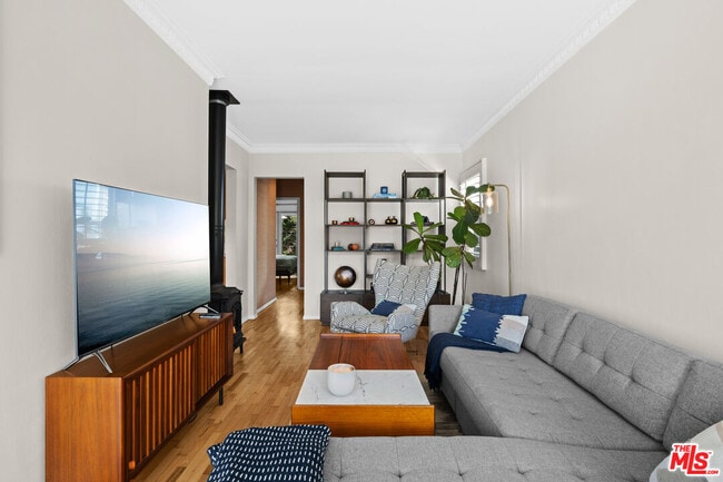 Building Photo - 2340 Abbot Kinney Blvd