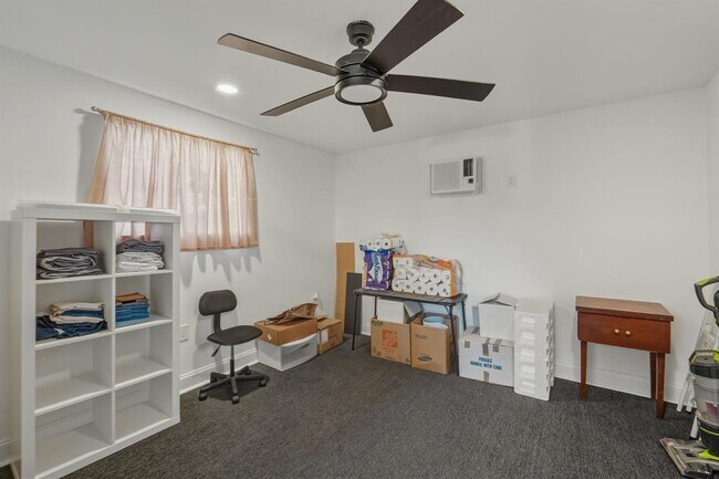 Building Photo - 2107 Lewood Cir