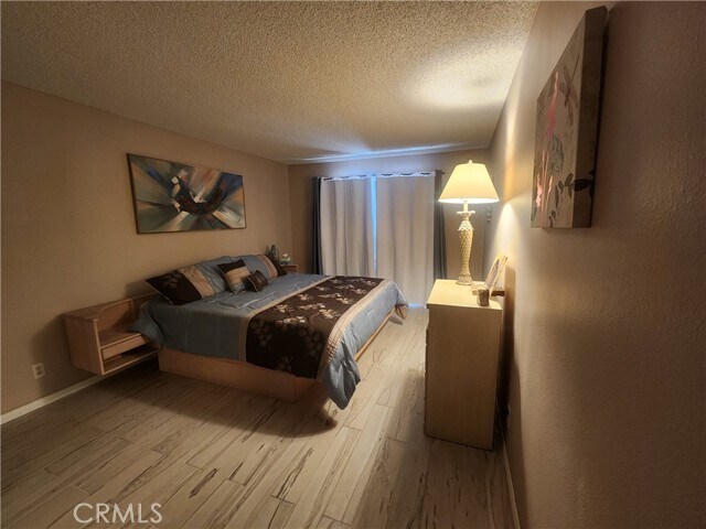 Building Photo - 2230 S Palm Canyon Dr