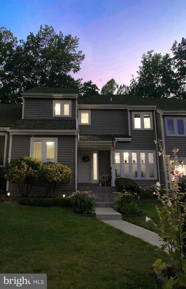 Building Photo - 15524 Royal Crescent Ct