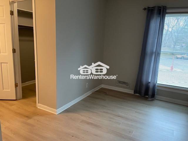 Building Photo - 651 Croixwood Pl
