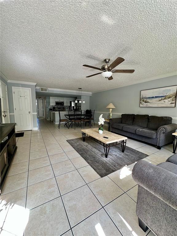Building Photo - 5012 Laguna Bay Cir