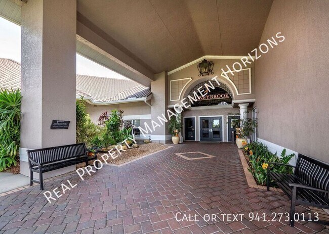 Building Photo - 8737 Pebble Creek Ln