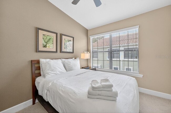 Building Photo - 14525 Damai Ln