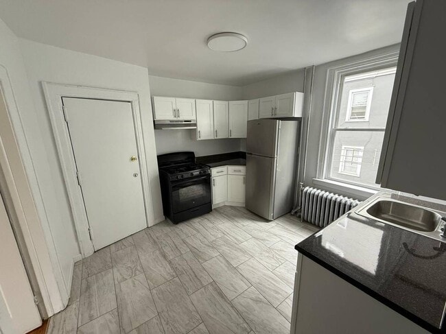 Primary Photo - 39815 Milan Dr
