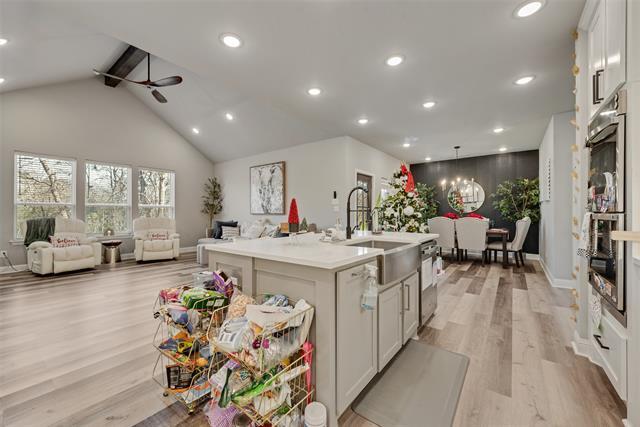 Building Photo - 421 Ridgeview Rd